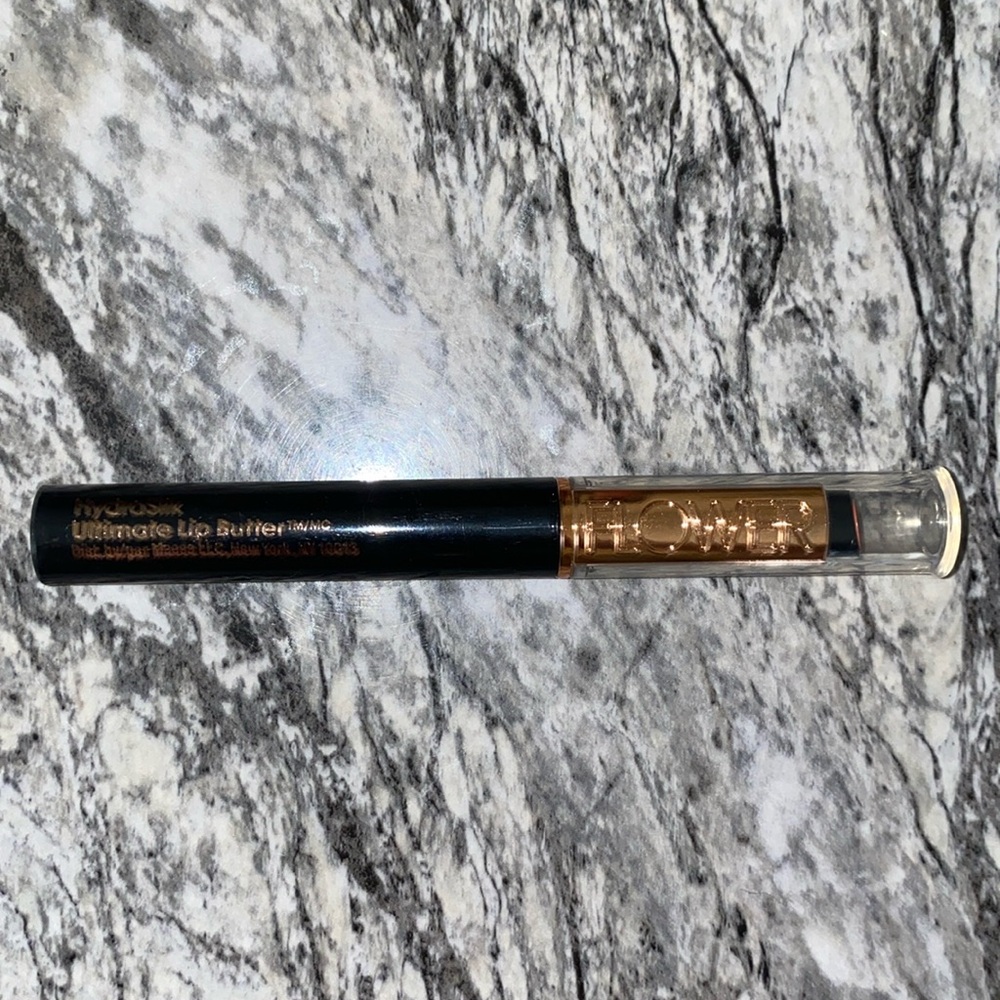 Flower Hydrasilk Ultimate Lip Butter in Color Peach Petal New Unused